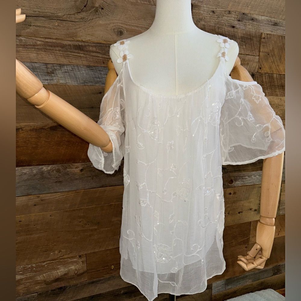 Belle France daisy chain cold shoulder silk blend sequin lined top sz L EUC